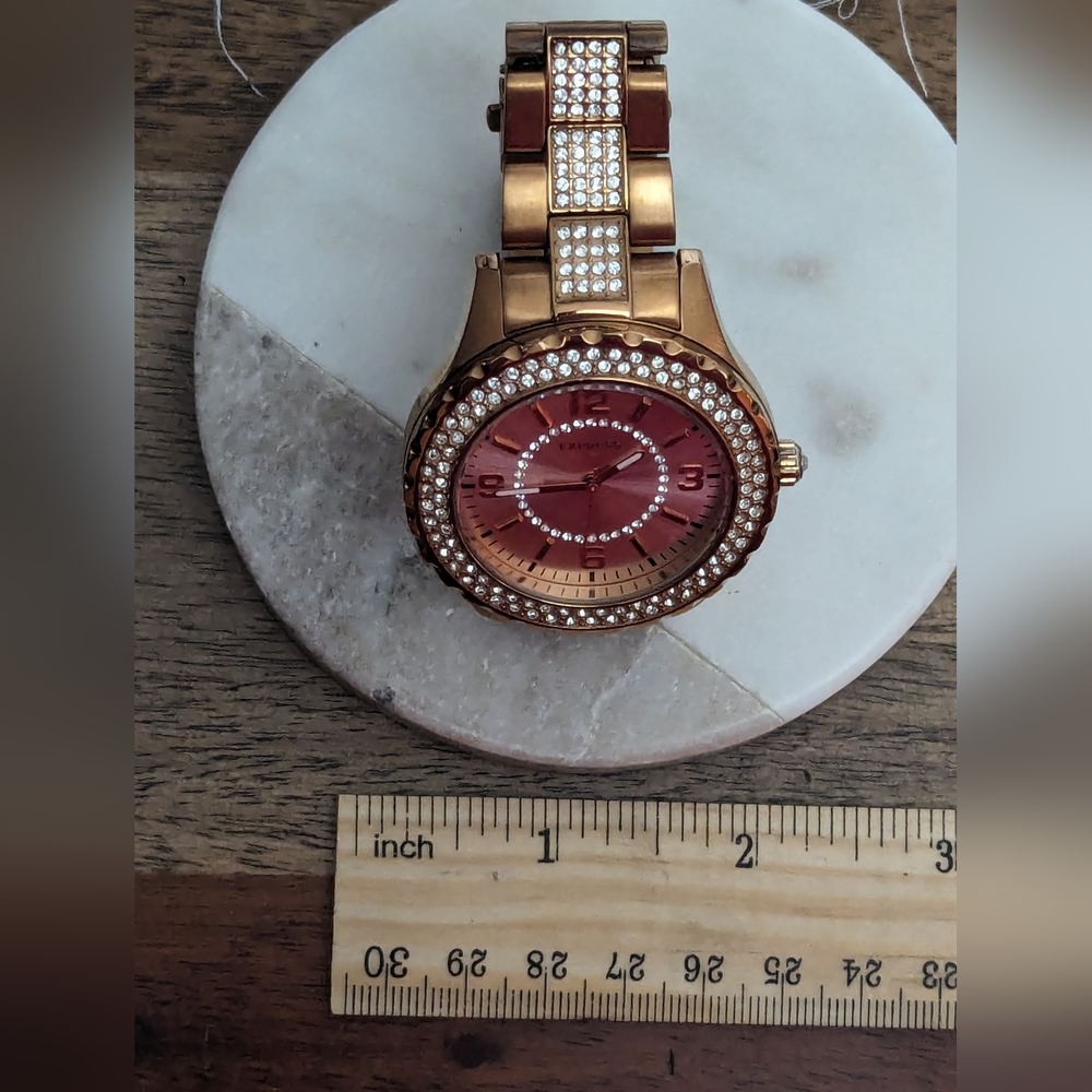 Watch - Picture 2 of 3